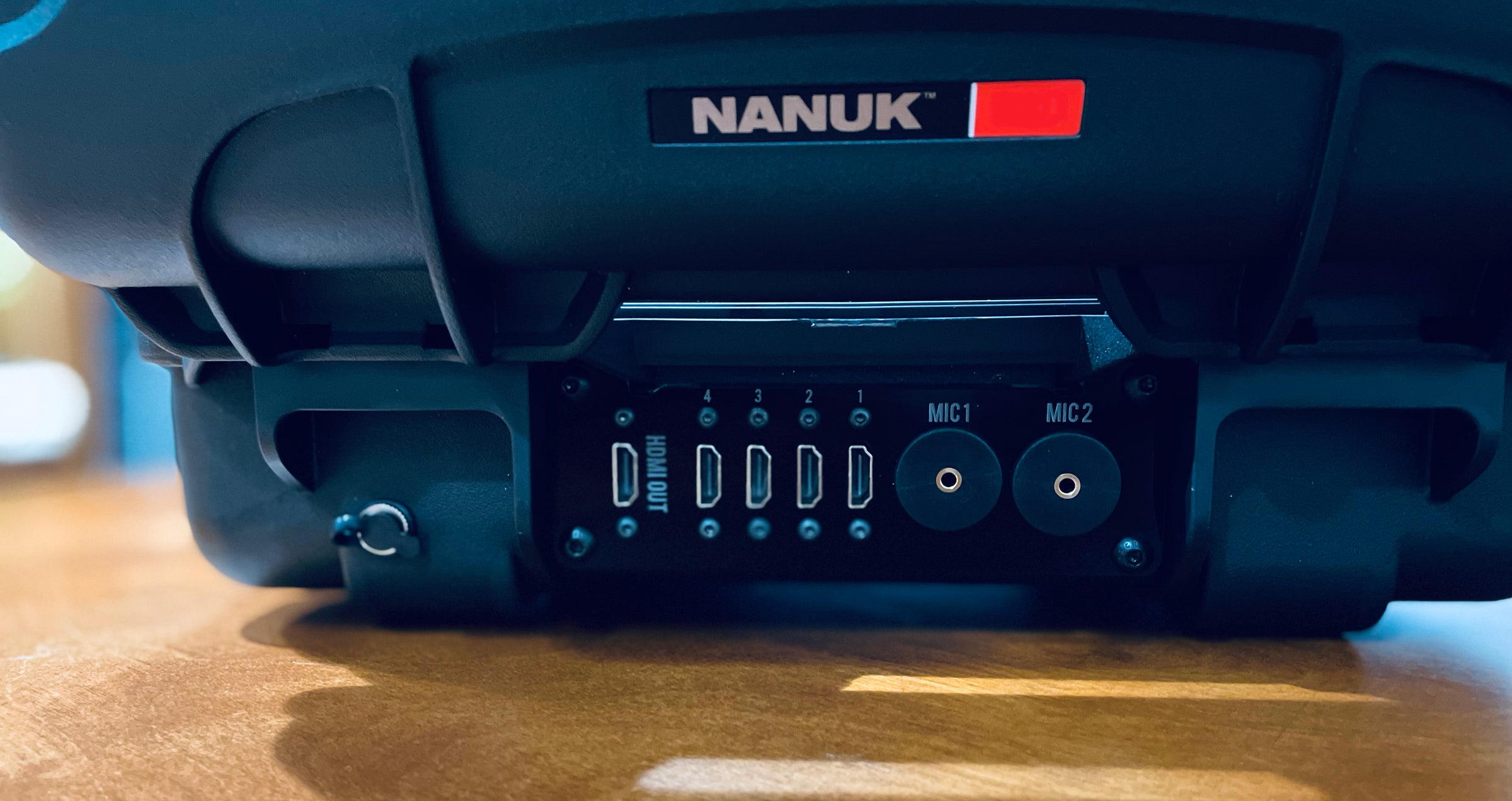 p*n様 ATEM Mini Pro ATEM Mini – Tech Specs | Blackmagic Design