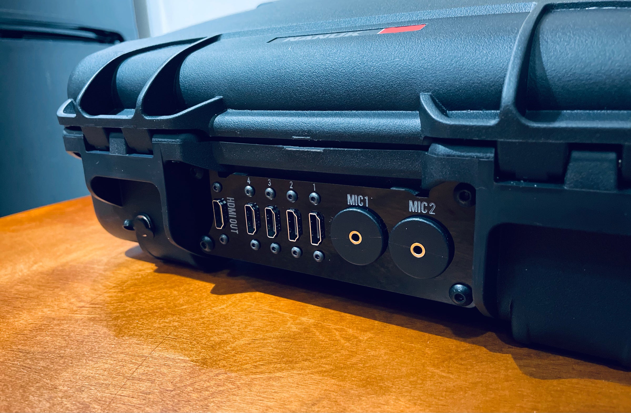 おまけ付きATEM mini Pro ハードケース有 ATEM MINI PRO CASE M152021 | Pocket Video Studio New York