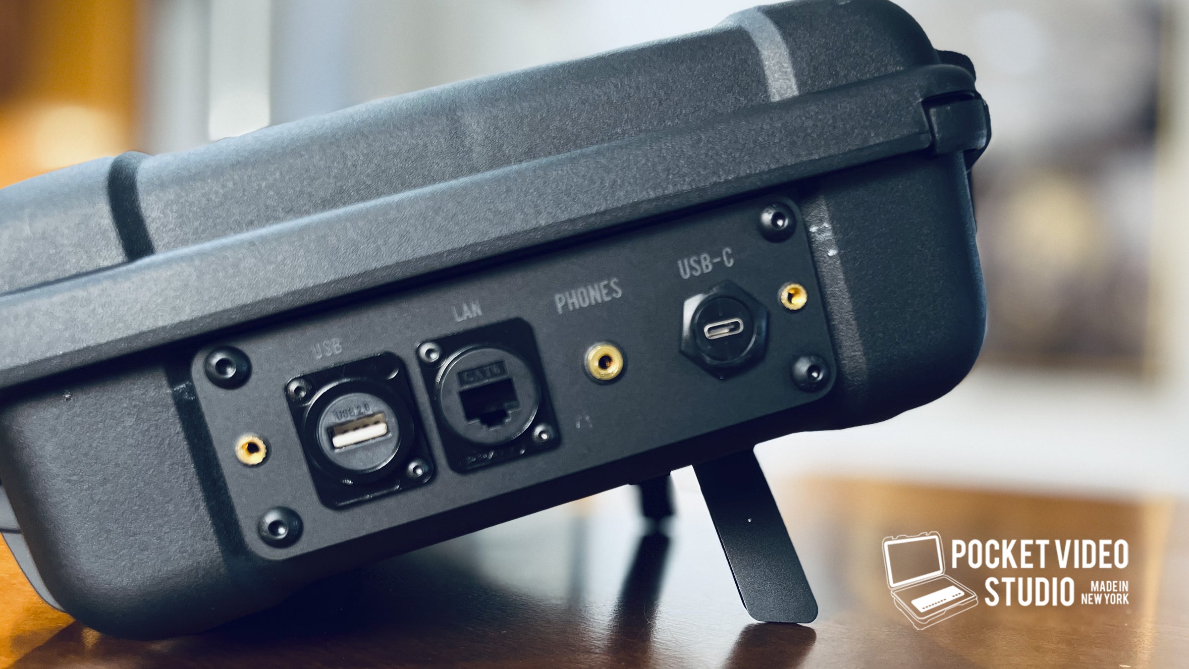 YoloBox Proと保護カバー YoloBox Proと保護カバー YOLOLIV YOLOBOX | Pocket Video Studio New York