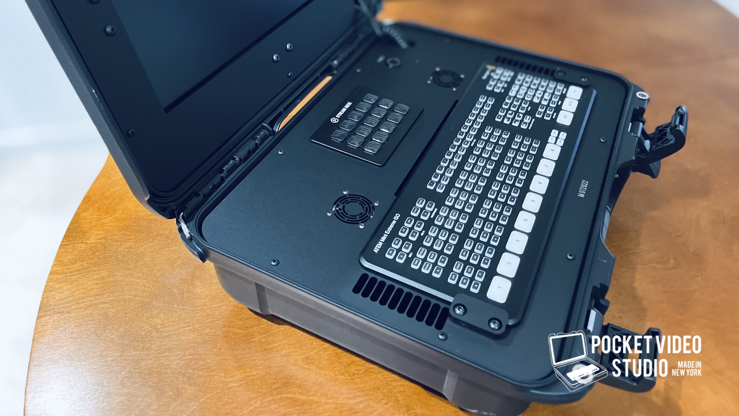 ATEM MINI EXTREME - STREAMDECK CASE M072022